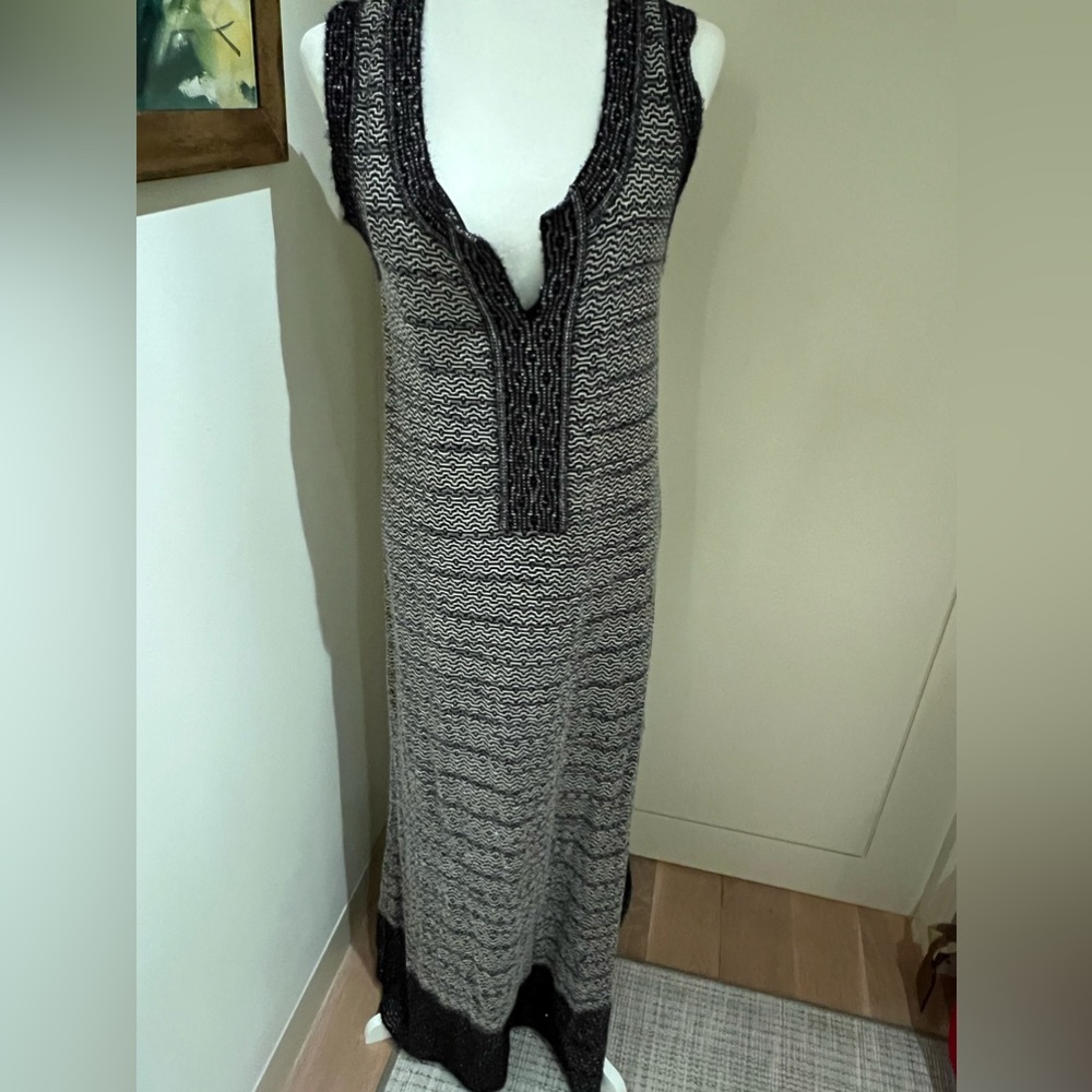 Vintage B & W M by Missoni knit tank sweater dress w deep neck and side slits